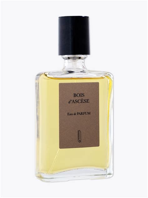 bois d'ascèse parfum.